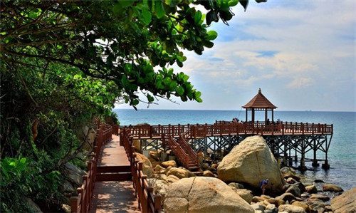 有谁犯了背叛祖国罪（有谁犯了背叛祖国罪的错误）